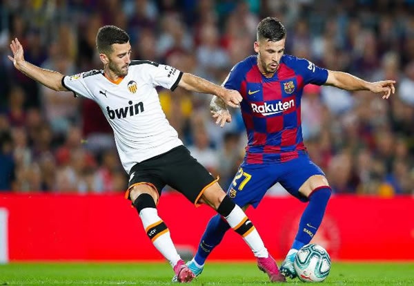 **北美足坛权力洗牌：第三方势力悄然重塑格局**